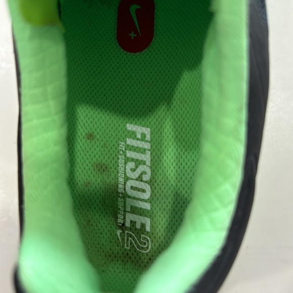 Nike Air Max with Nike + - Picture 10 of 16